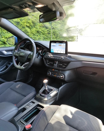 Ford Focus cena 72900 przebieg: 99900, rok produkcji 2018 z Złotoryja małe 211